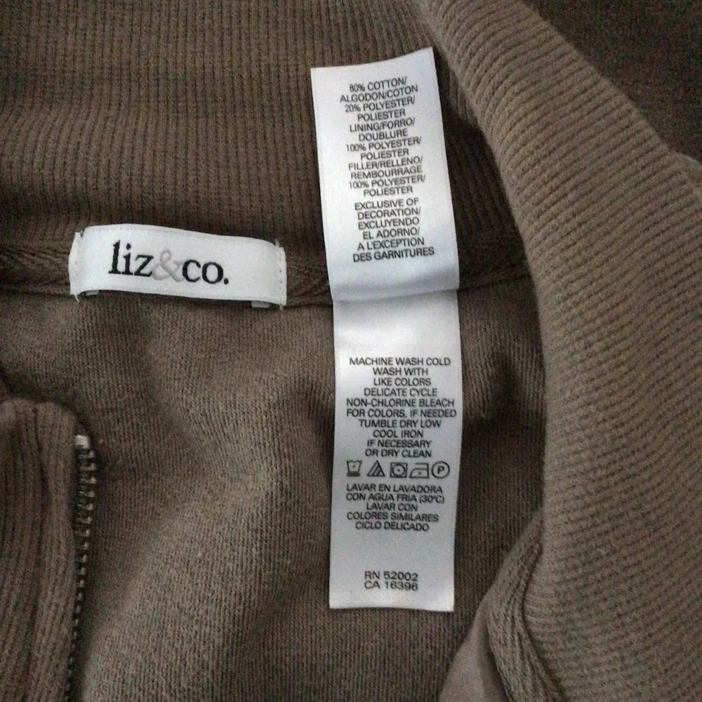 Liz & Co. Quilted Lightweight Full Zip Jacket - Size Large - Picture 8 of 8